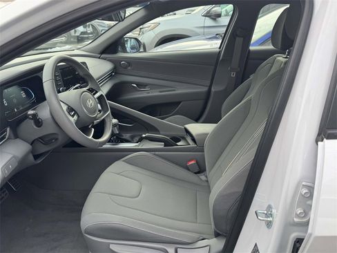 Certified 2025 Hyundai Elantra Sport w/ Cargo Package image 11