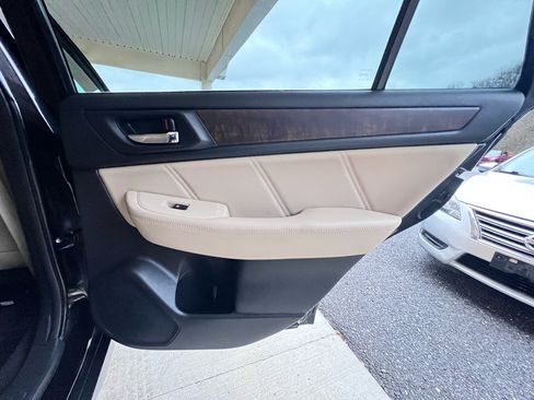 Used 2018 Subaru Outback 2.5i Limited image 26