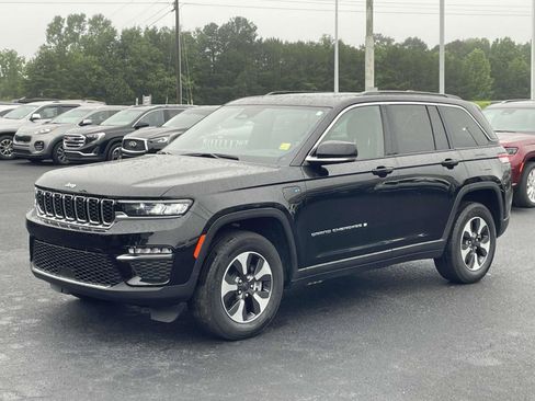Used 2024 Jeep Grand Cherokee Limited 4xe AWD/4WD image 13