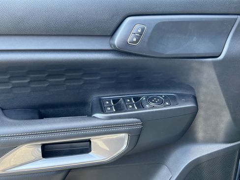 New 2025 Ford Ranger XLT w/ Equipment Group 301A High image 15