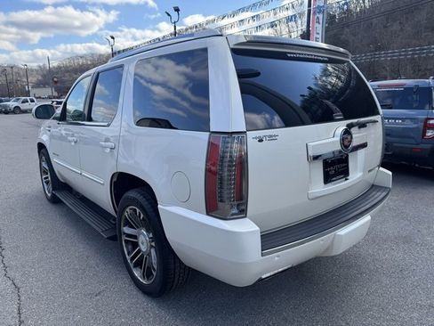 Used 2013 Cadillac Escalade Premium image 6