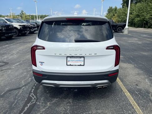 Used 2022 Kia Telluride EX w/ EX Premium Package AWD/4WD image 33
