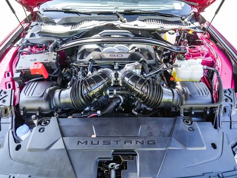 Used 2025 Ford Mustang Dark Horse RWD image 26