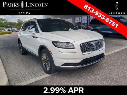 Used 2022 Lincoln Nautilus Reserve w/ Luxury Package FWD image 2