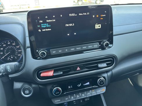 Used 2023 Hyundai Kona SEL w/ Convenience Package image 32