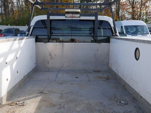 Used 2013 Ford F450 XL w/ Heavy Service Suspension Pkg image 9