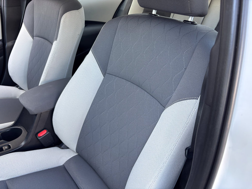Used 2025 Toyota Corolla LE FWD image 18