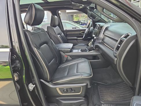 Used 2019 RAM 1500 Limited AWD/4WD image 17