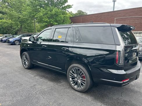 Used 2025 Cadillac Escalade Sport Platinum AWD/4WD image 8