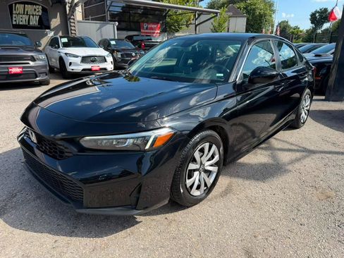 Used 2025 Honda Civic LX image 3