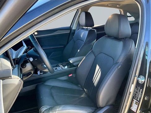 Used 2025 Kia K5 EX image 27