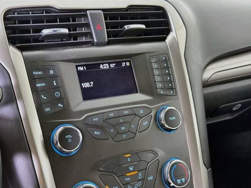 Used 2020 Ford Fusion S FWD image 13