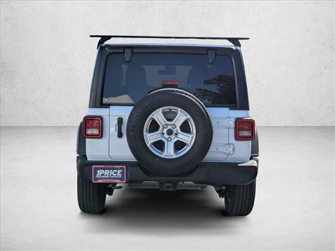 Used 2023 Jeep Wrangler Sport S image 6