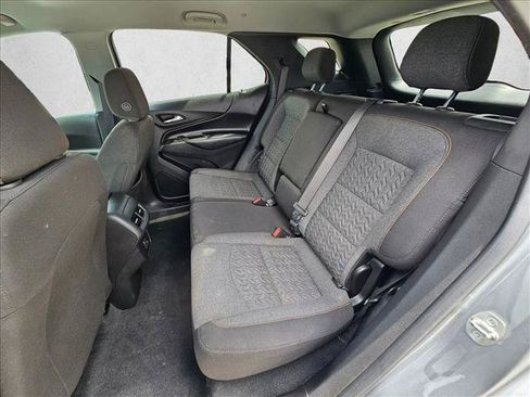 Used 2023 Chevrolet Equinox LT FWD image 18