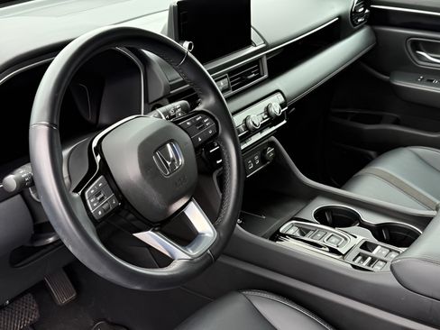 Used 2025 Honda Pilot EX-L image 20