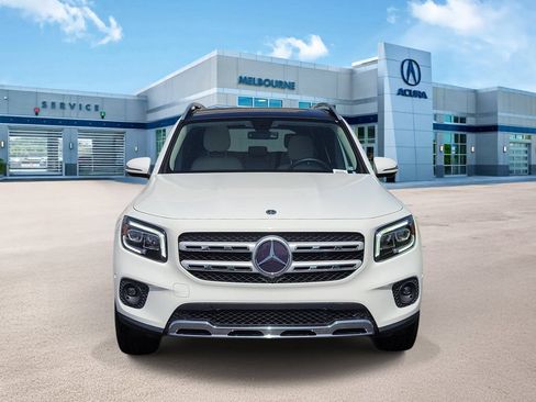 Used 2022 Mercedes-Benz GLB 250 image 2