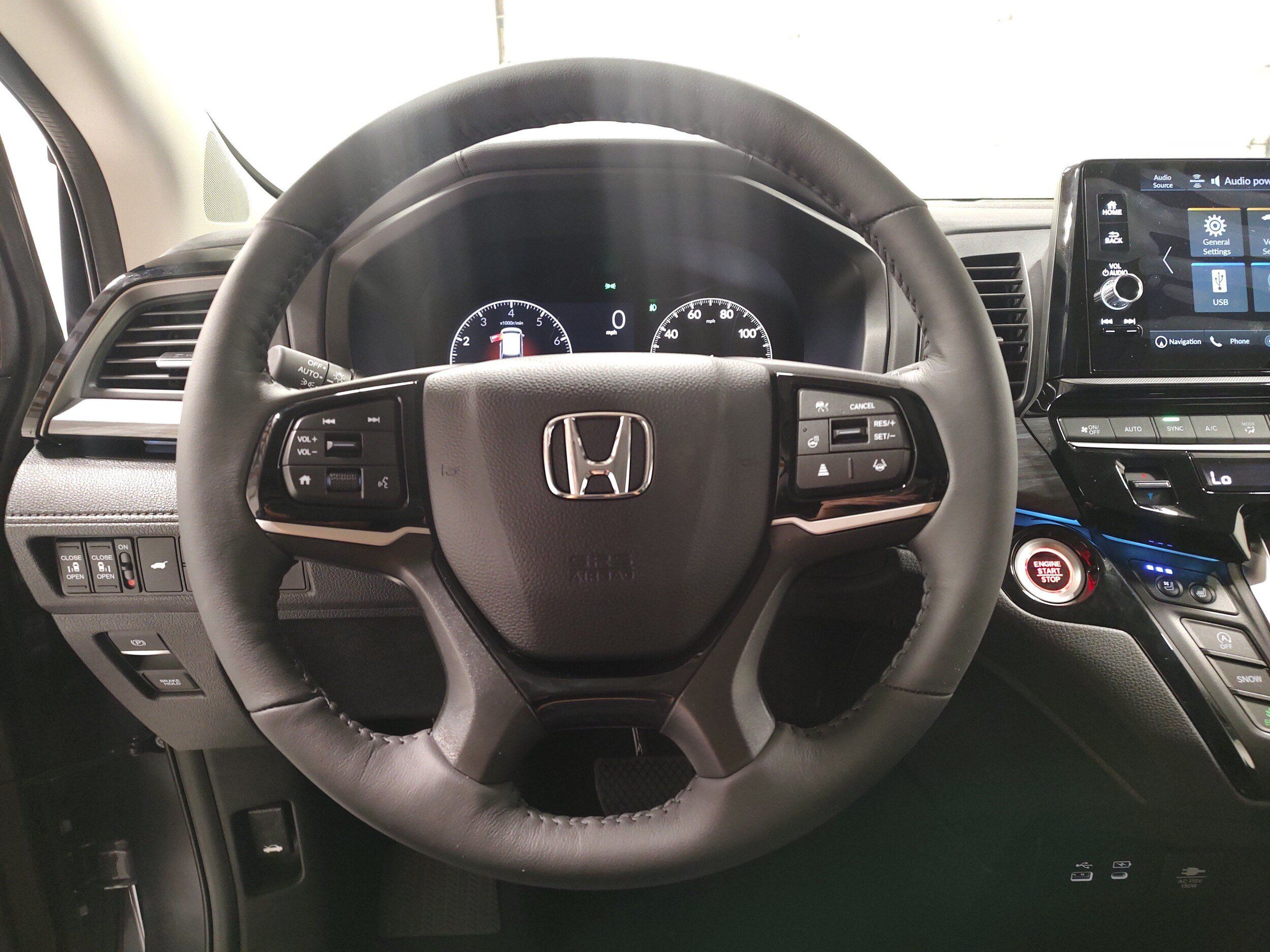 New 2026 Honda Odyssey Elite image 5