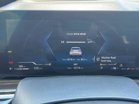 Used 2024 BMW X5 sDrive40i w/ Executive Package RWD image 11