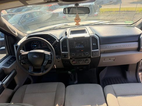 Used 2017 Ford F250 XLT AWD/4WD image 33