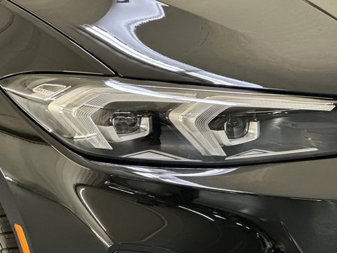 Used 2026 BMW 330i Sedan w/ Premium Package RWD image 10