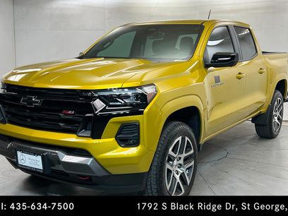 Used 2023 Chevrolet Colorado Z71 w/ Z71 Convenience Package 2