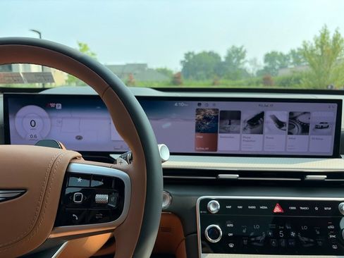 New 2026 Genesis GV80 3.5T Prestige AWD/4WD image 18