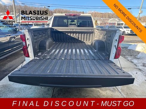 Used 2023 Chevrolet Silverado 1500 High Country w/ High Country Premium Package image 19