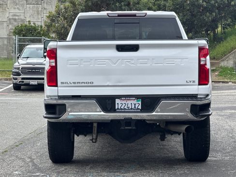 Used 2020 Chevrolet Silverado 2500 LTZ w/ LTZ Plus Package image 5