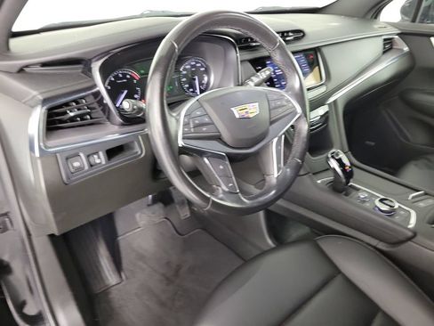Certified 2023 Cadillac XT5 Luxury FWD image 17