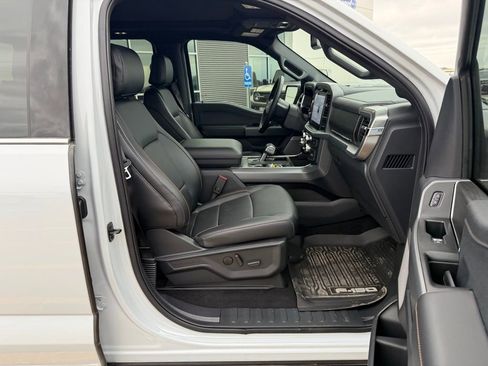 Used 2025 Ford F150 Lariat w/ Equipment Group 501A Mid image 27