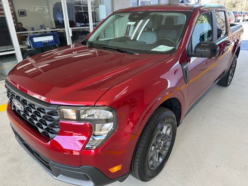 New 2026 Ford Maverick XLT w/ XLT Luxury Package image 3