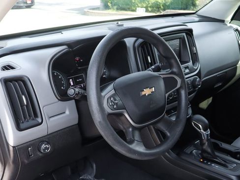 Used 2022 Chevrolet Colorado W/T w/ WT Convenience Package RWD image 21