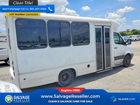 Used 2013 Freightliner Sprinter 3500 RWD image 4
