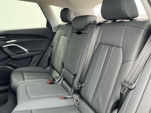 Certified 2025 Audi Q5 Premium AWD/4WD image 33