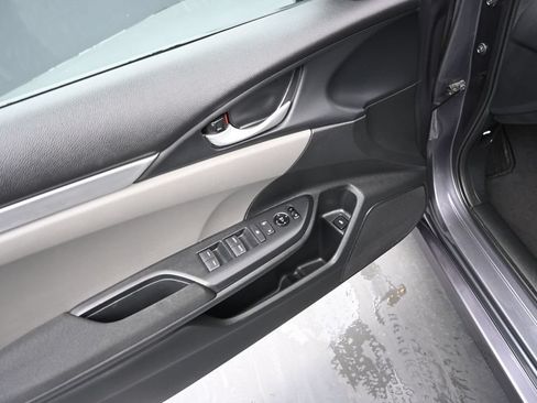Used 2020 Honda Civic LX image 15