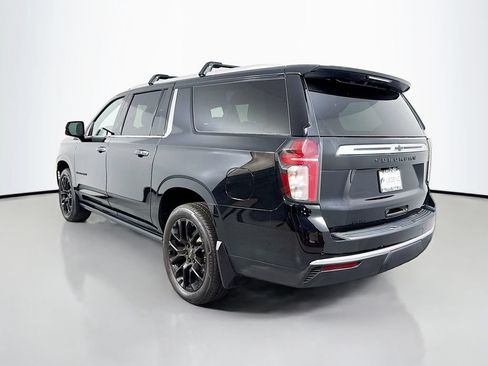 Used 2023 Chevrolet Suburban High Country w/ Max Trailering Package AWD/4WD image 6