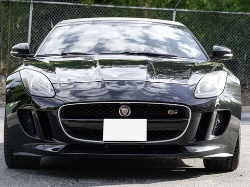 Used 2015 Jaguar F-TYPE S RWD image 21