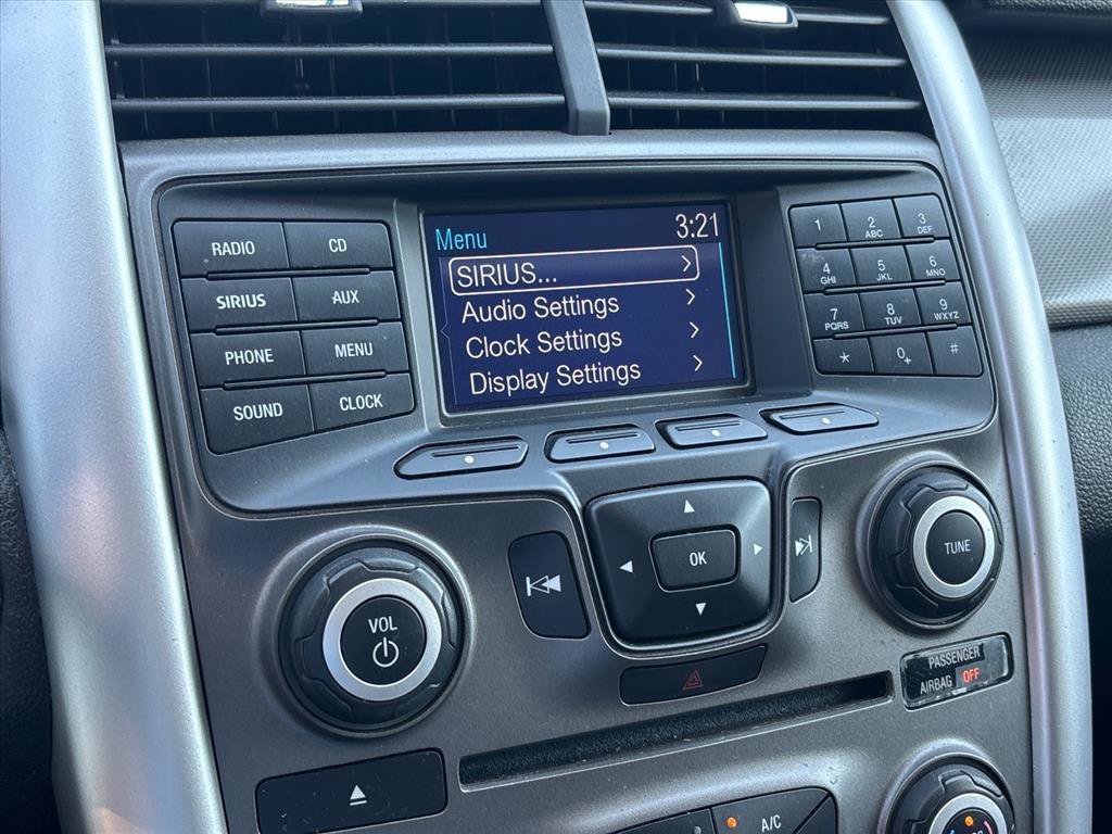 Used 2013 Ford Edge SEL FWD image 17