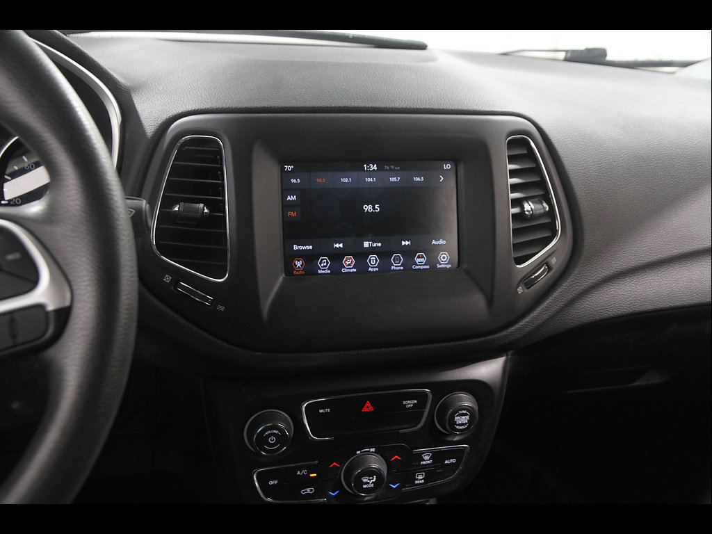 Used 2021 Jeep Compass Sport FWD image 9
