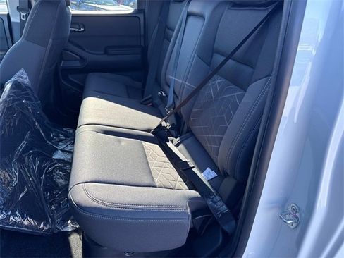 New 2026 Nissan Frontier SV w/ Tow Package image 15