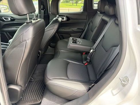 New 2026 Jeep Compass Latitude AWD/4WD image 22