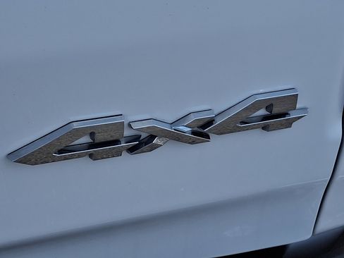 Used 2021 RAM 1500 Laramie image 31