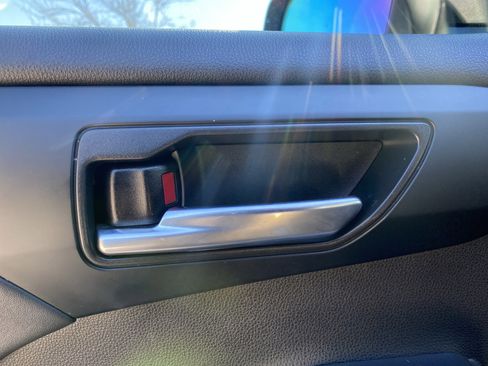 Used 2022 Toyota Highlander XLE image 75