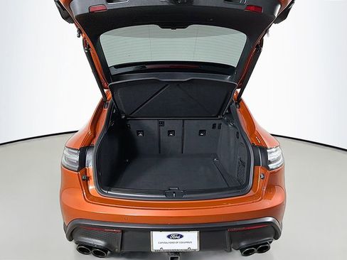 Used 2024 Porsche Macan GTS image 15