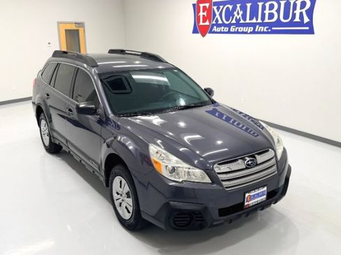 Used 2014 Subaru Outback 2.5i AWD/4WD image 35