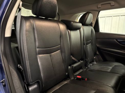 Used 2019 Nissan Rogue SL image 22