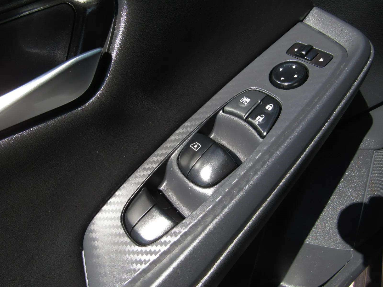 Used 2024 Nissan Sentra SV FWD image 20