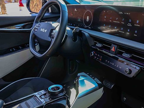 Used 2022 Kia EV6 GT-Line image 25