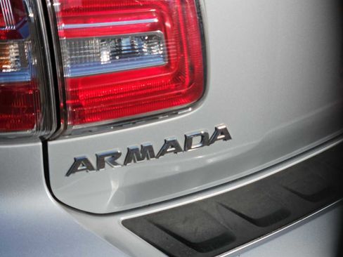 Used 2018 Nissan Armada SL w/ Premium Package image 11