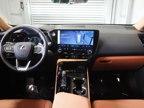 Used 2024 Lexus NX 350h AWD w/ Vision Package image 14